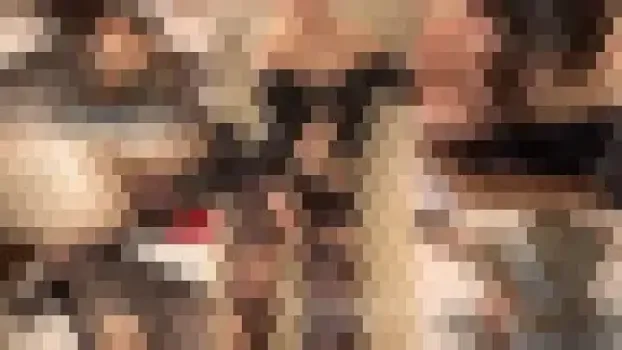 【素人・人妻】超絶美人の人妻です。清楚な美人妻に恥じらわせたいがために、全身網タイツ。少しづつ裂かれていく網タイツから陰部が零れる