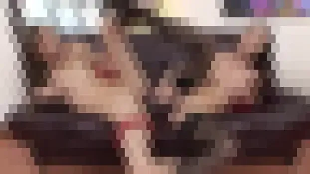 ティーン二人との激しい3P