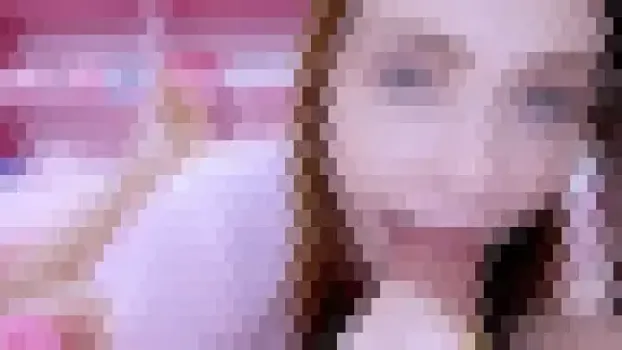 ライブ配信美女スタッフのおちん⚪︎んをフェラする