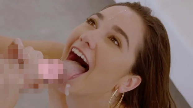 顔に似合わず剛毛な美女