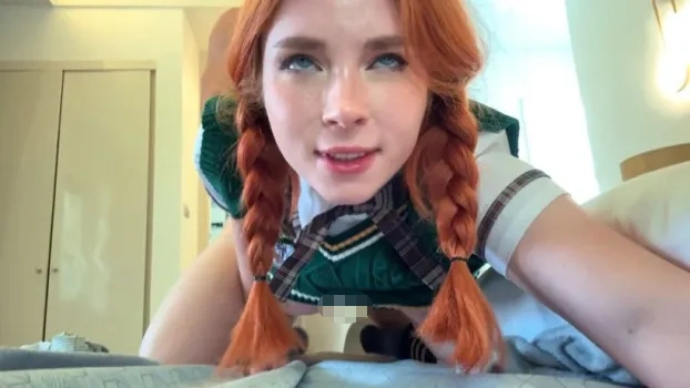 青い瞳のオランダ桃色乳首ガール車内&ホテル淫乱ベッドイン